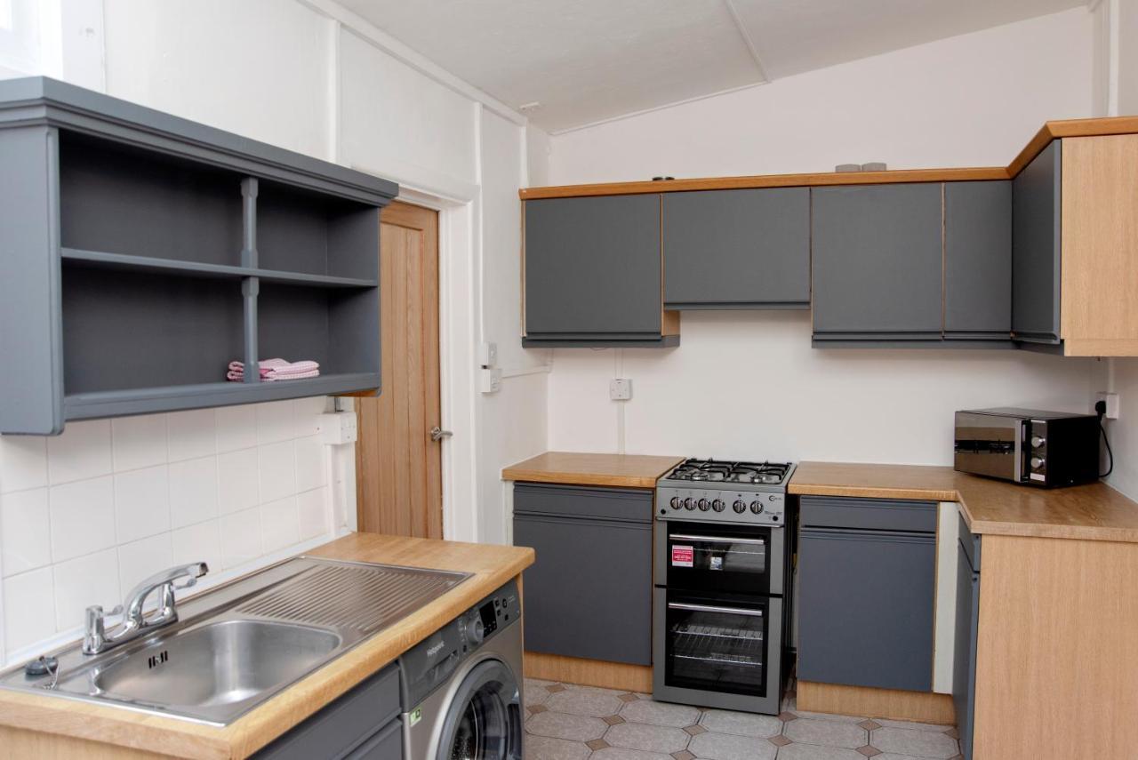 Вілла Six Bells Retreat Abertillery Екстер'єр фото