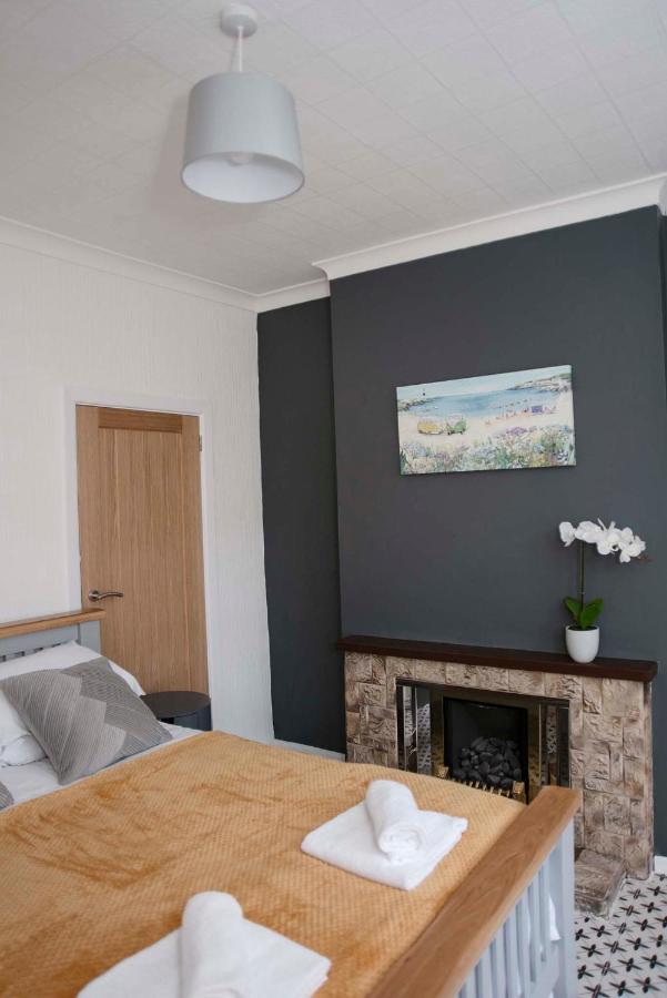 Вілла Six Bells Retreat Abertillery Екстер'єр фото