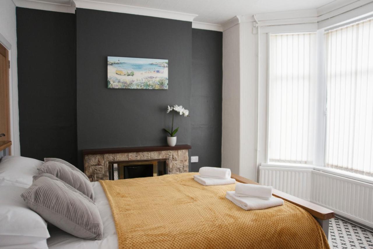 Вілла Six Bells Retreat Abertillery Екстер'єр фото